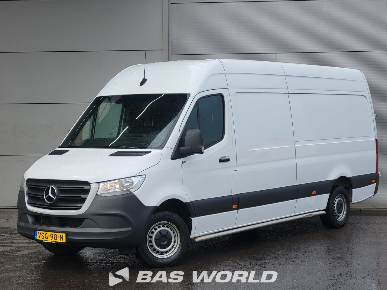 Front left : Mercedes Sprinter 315 CDI Fourgons utilitaires