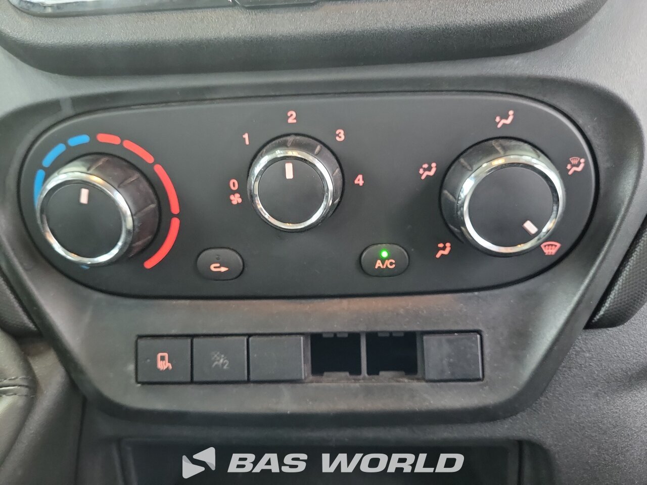 Other : Iveco Daily 35C16 Ouvert