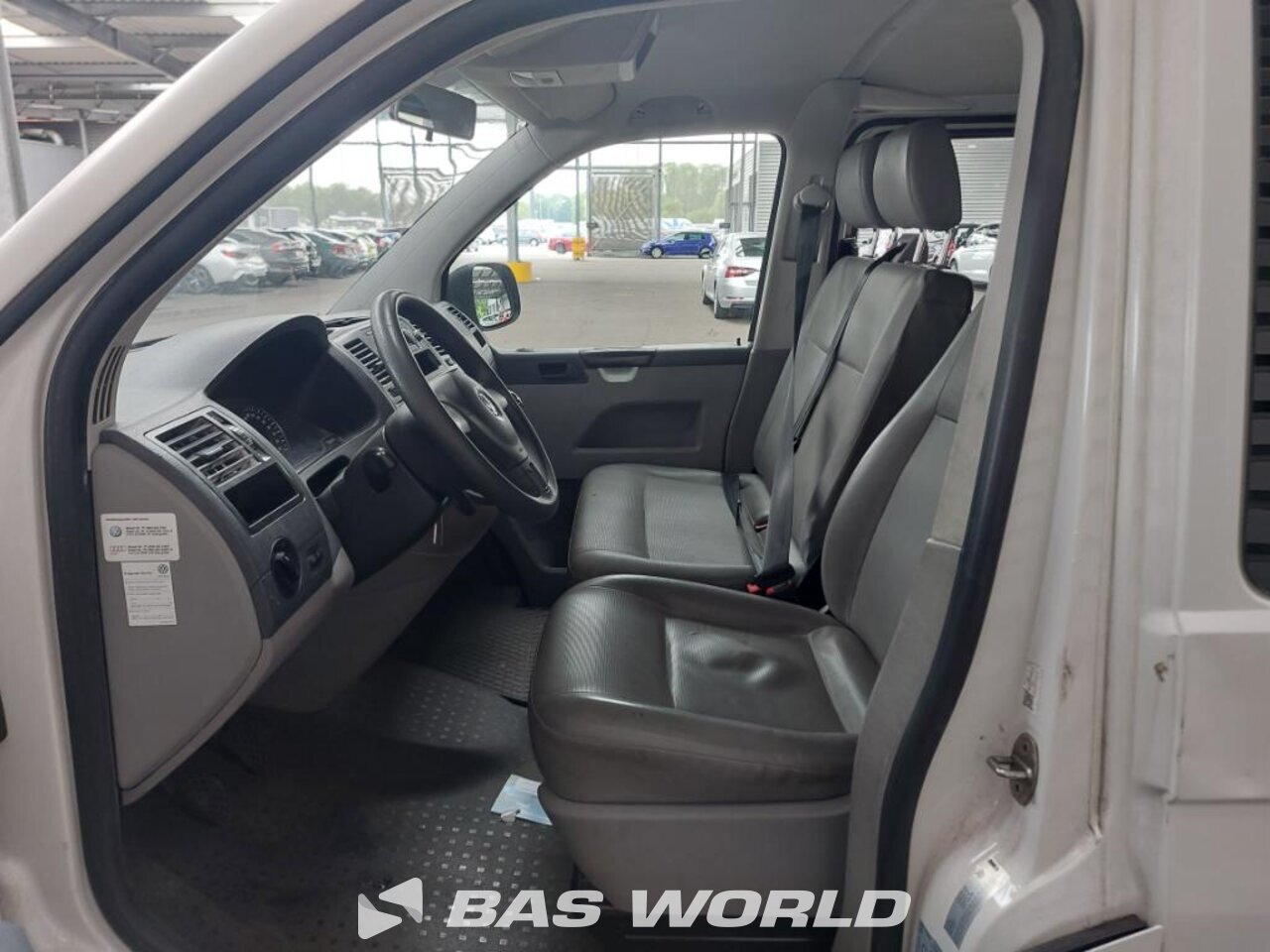 Other : Volkswagen Transporter 84PK Fourgons utilitaires