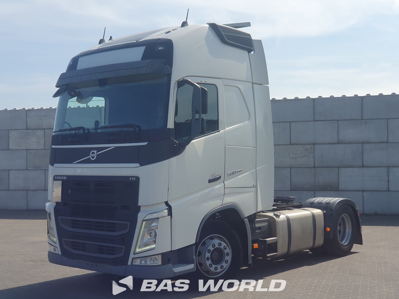 Front left : Volvo FH 500 4X2 Tracteur routier