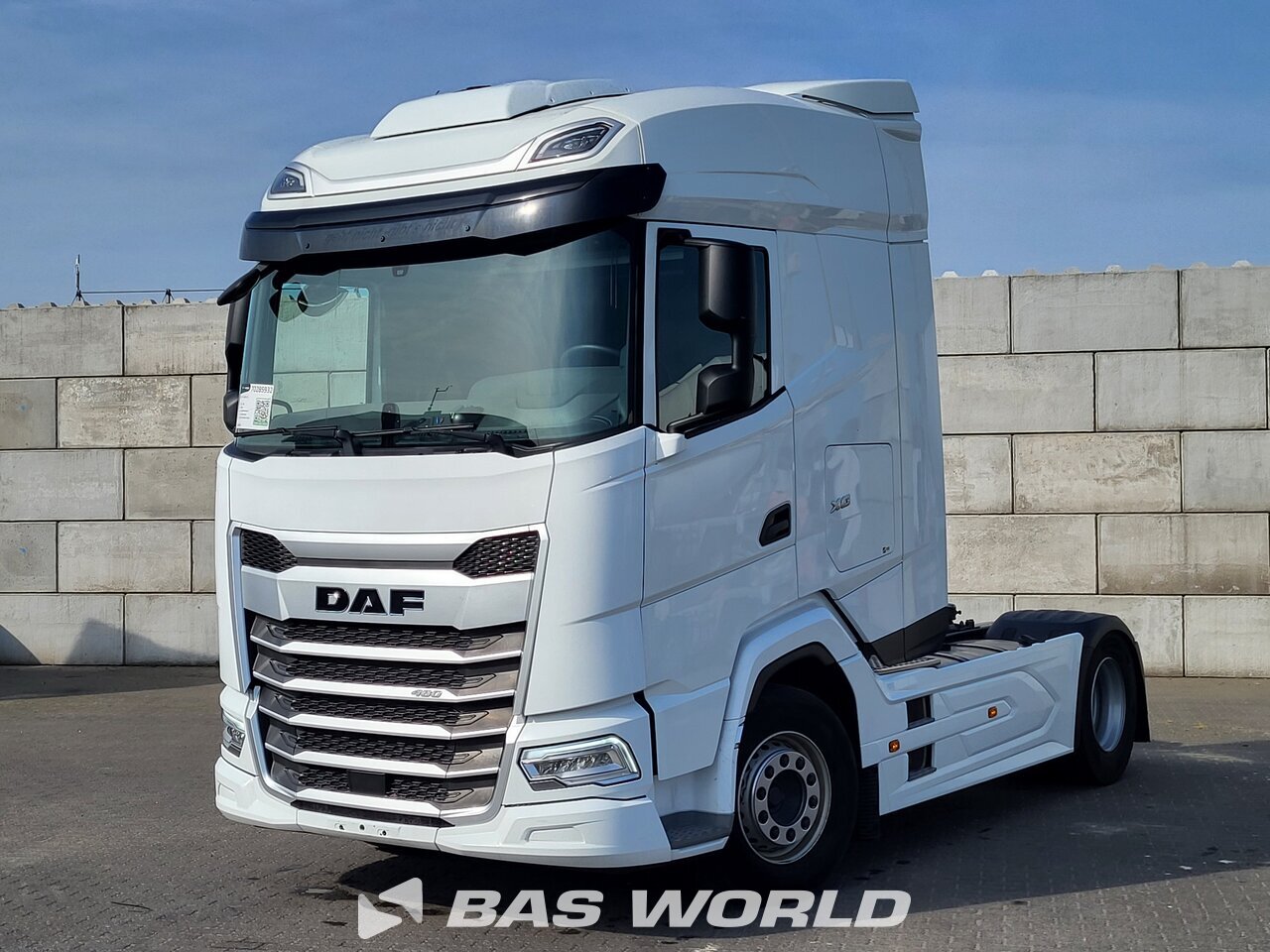 Front left : DAF XG 480 4X2 Tracteur routier