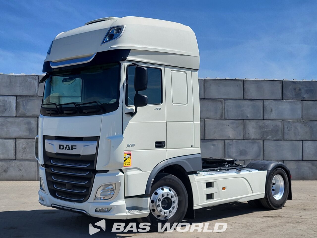 Front left : DAF XF 450 4X2 Tracteur routier