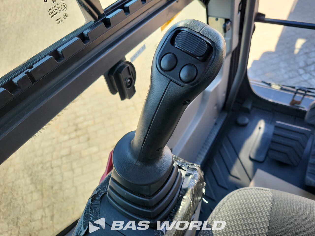 Other : Volvo EC220 E L Pelle sur chenilles