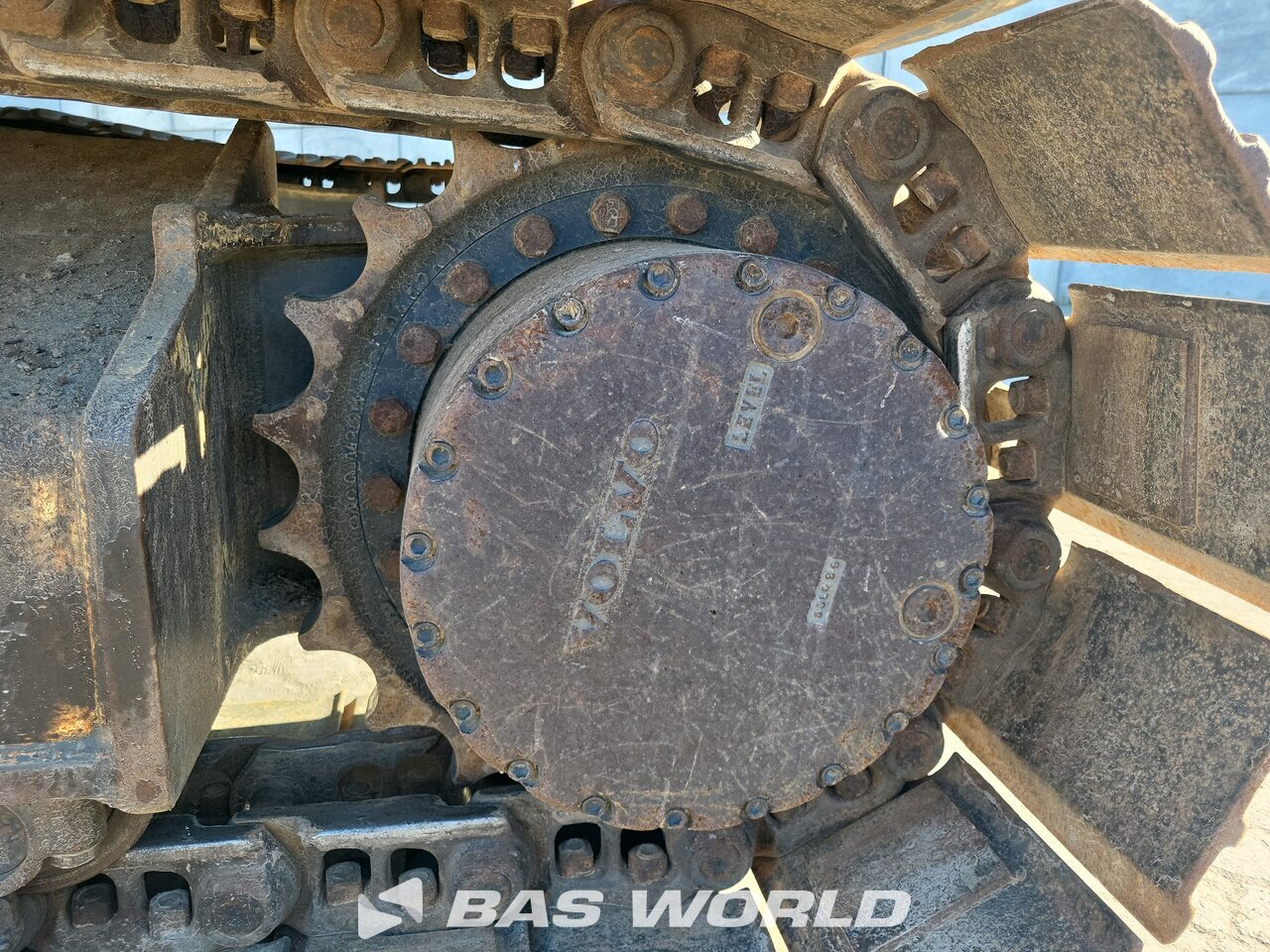 Other : Volvo EC220 E L Pelle sur chenilles