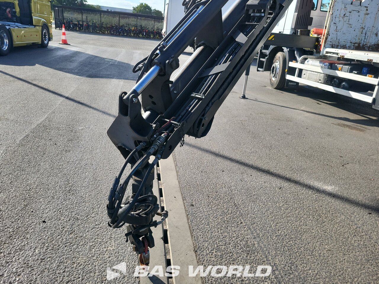 Other : Iveco Stralis 360 6X2 Gromy Camion plateaux