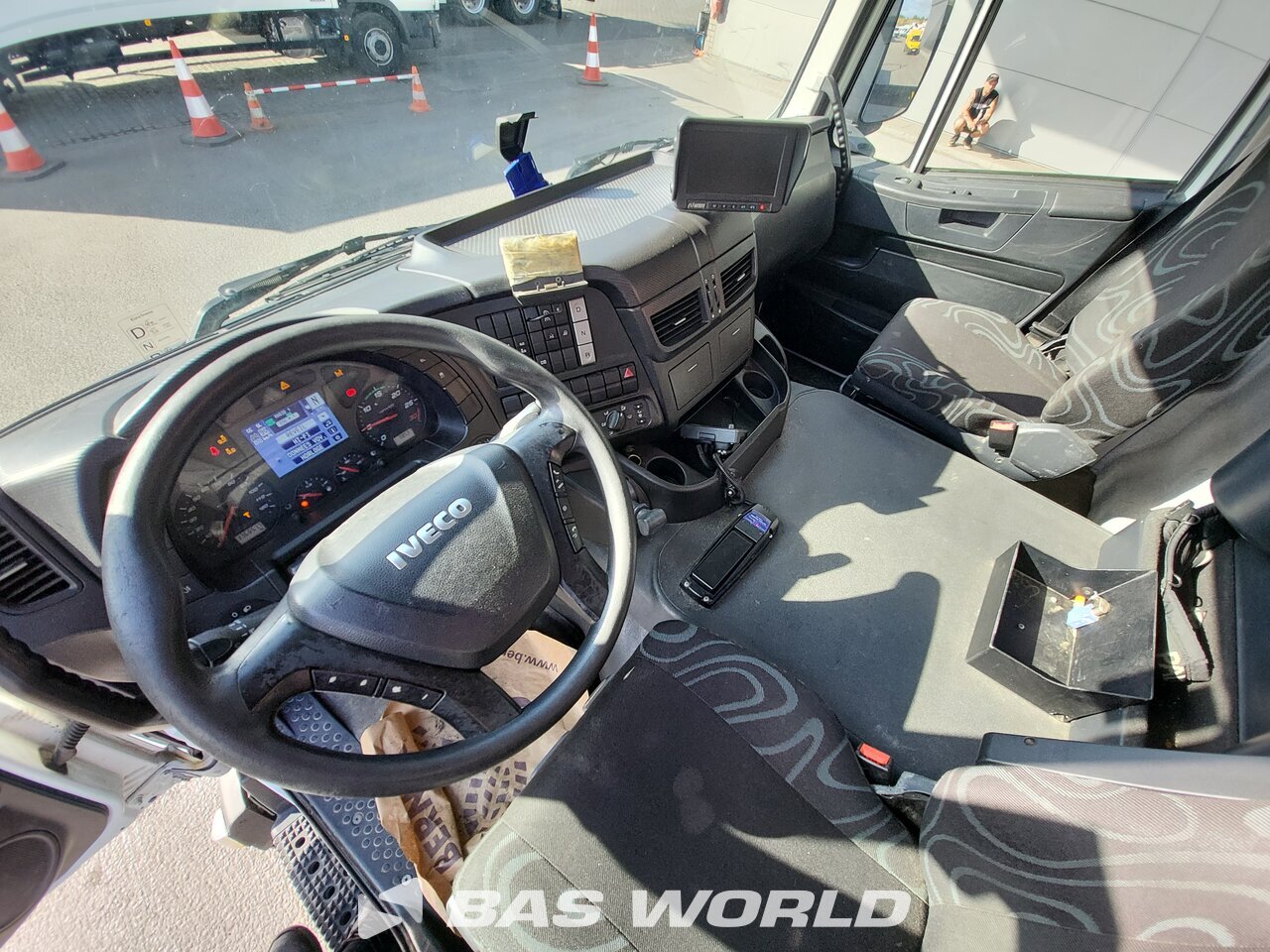 Other : Iveco Stralis 360 6X2 Gromy Camion plateaux