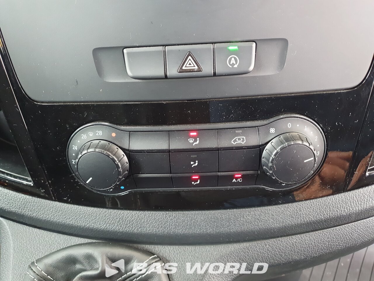 Other : Mercedes Vito 110 Fourgons utilitaires
