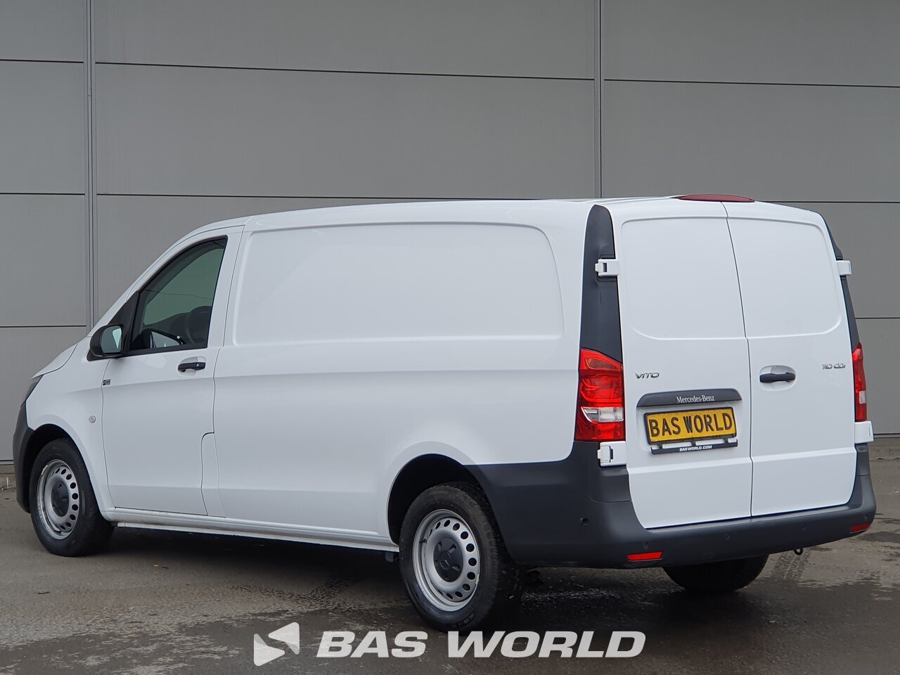 Other : Mercedes Vito 110 Fourgons utilitaires