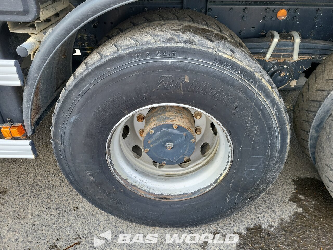 Other : Iveco Trakker 360 6X4 Vincent Camion Benne