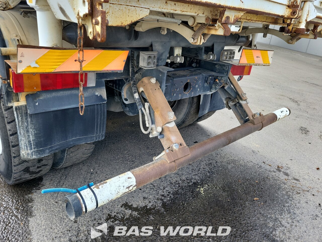 Other : Iveco Trakker 360 6X4 Vincent Camion Benne