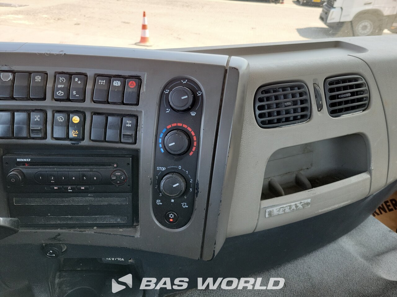 Other : Renault Kerax 460 8X4 Bennen Marrel Camion Benne