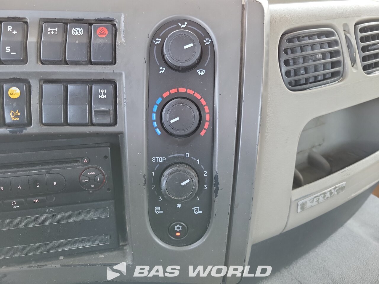 Other : Renault Kerax 460 8X4 Bennen Marrel Camion Benne