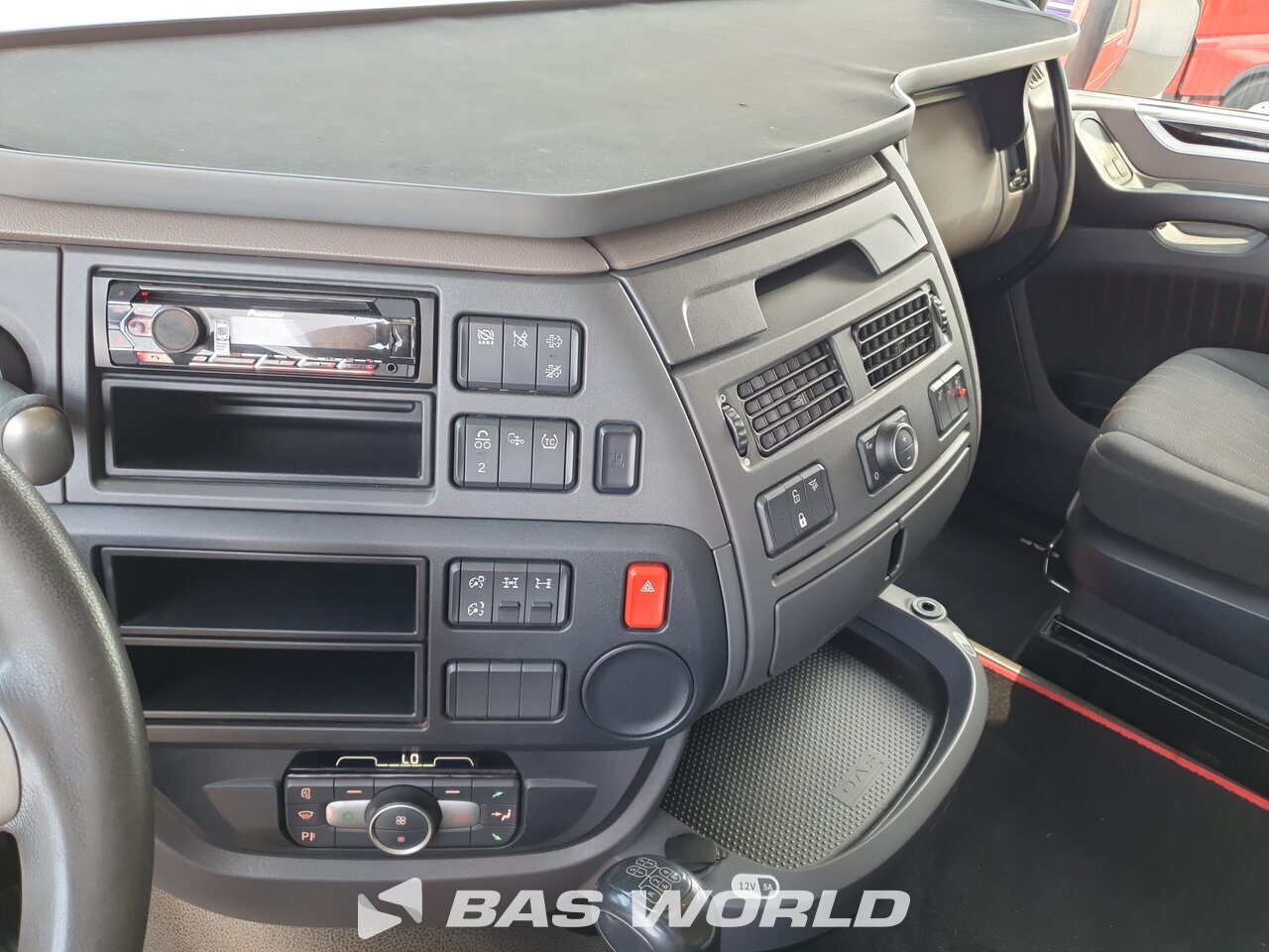 Other : DAF XF 530 6X4 Tracteur routier