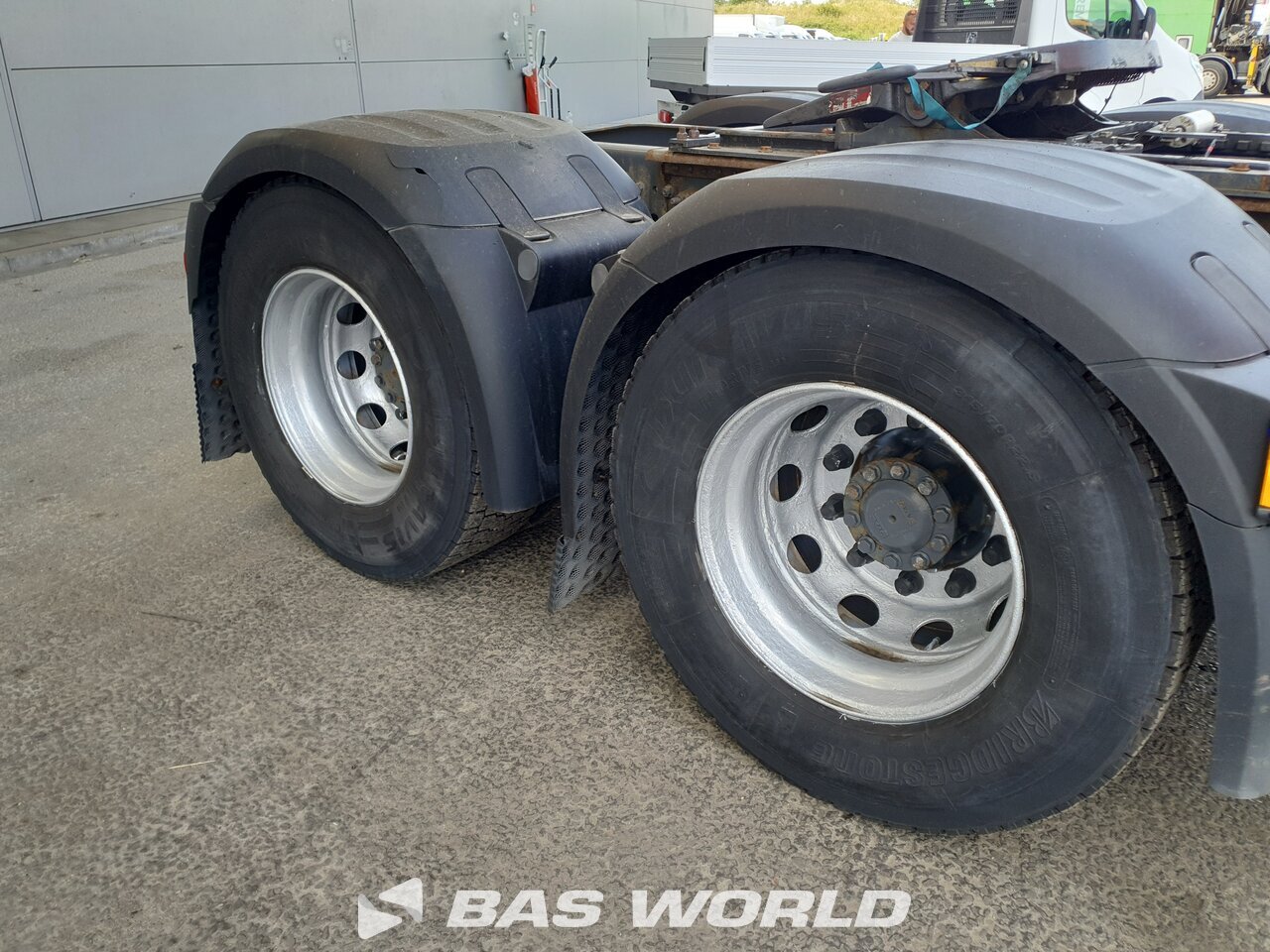Other : DAF XF 530 6X4 Tracteur routier