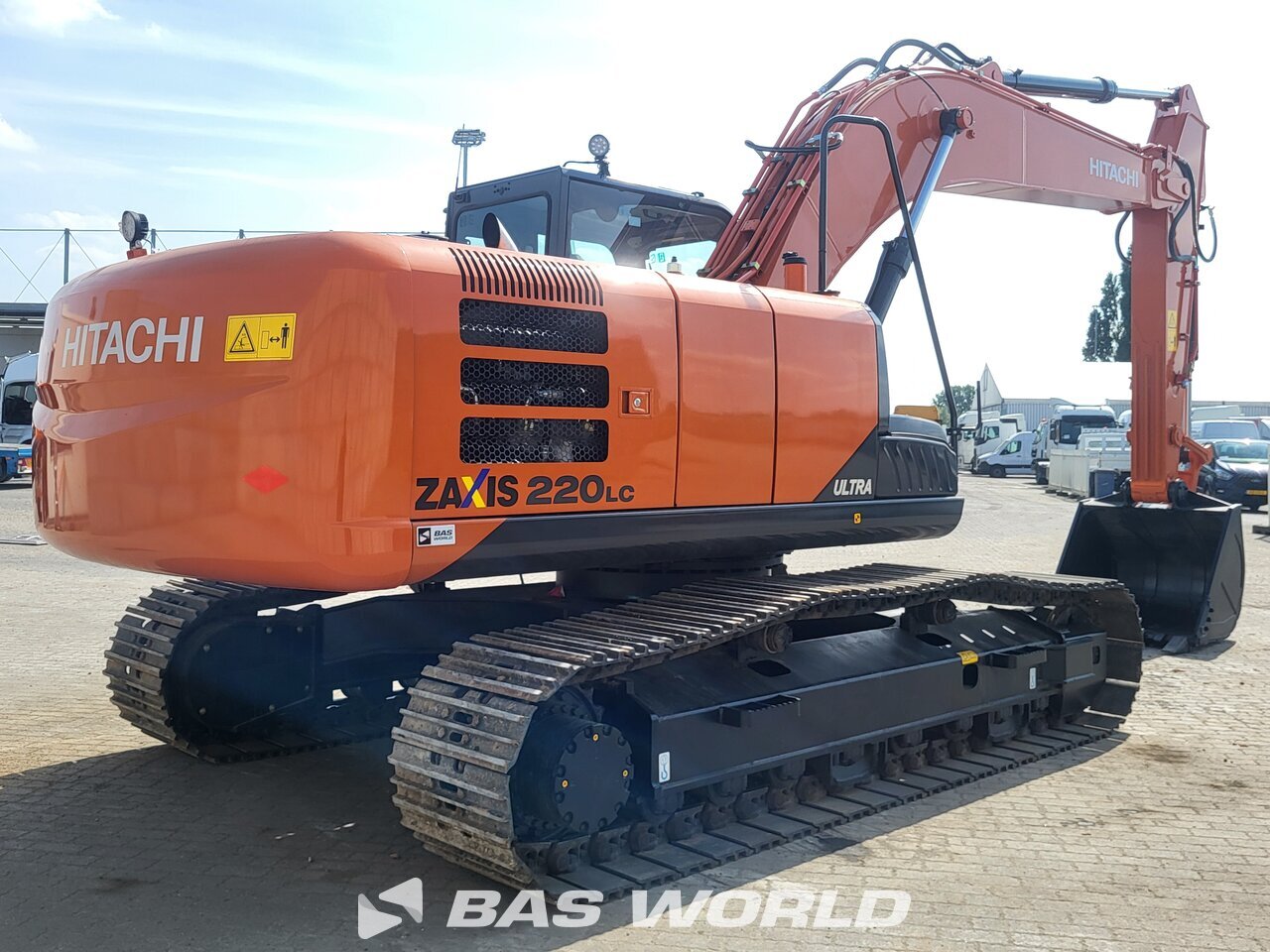 Hitachi ZX220 LC-5G Crawler excavators - BAS World