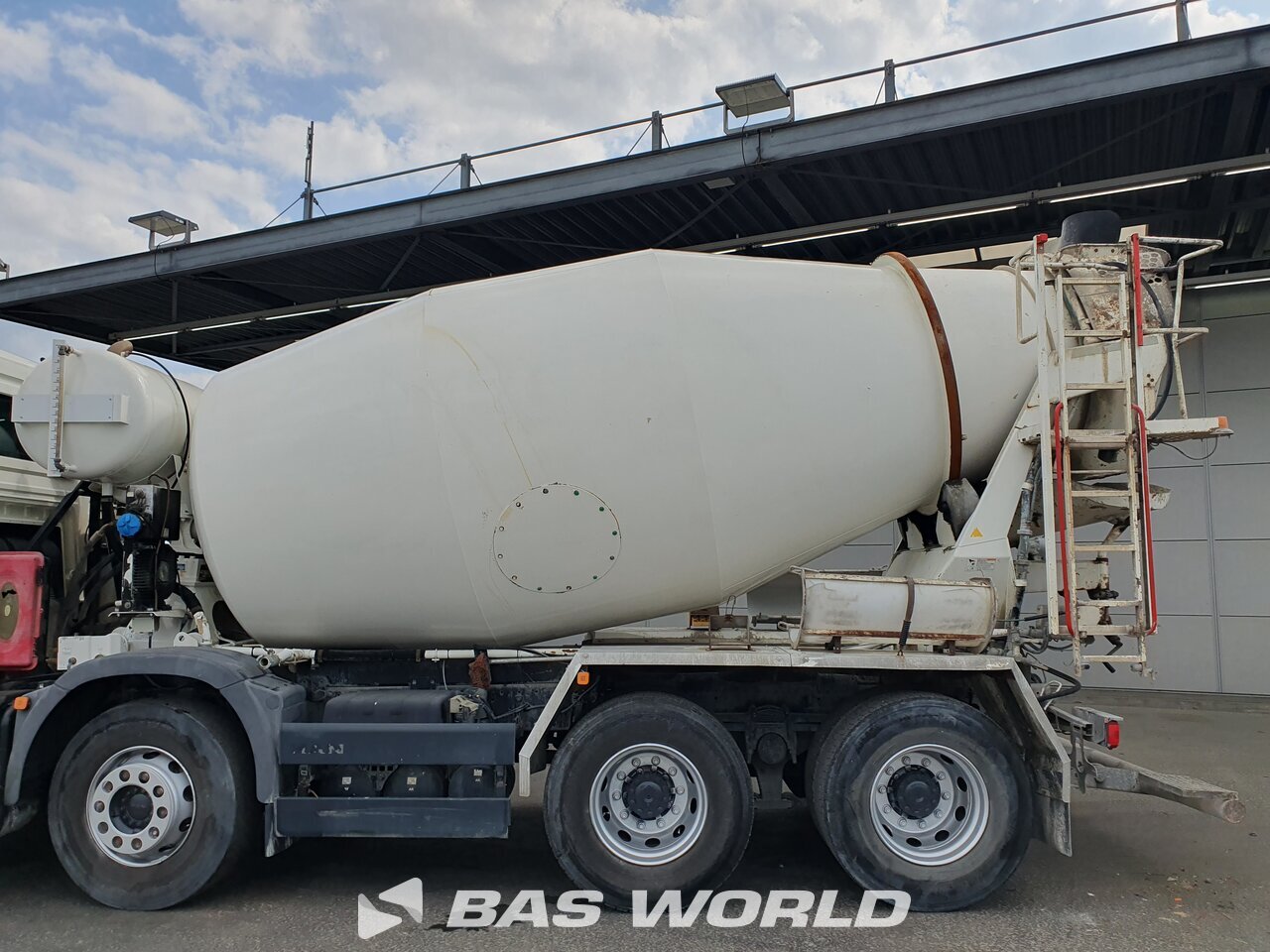 Other : MAN TGS 32.400 8X4 Intermix Camion malaxeur béton