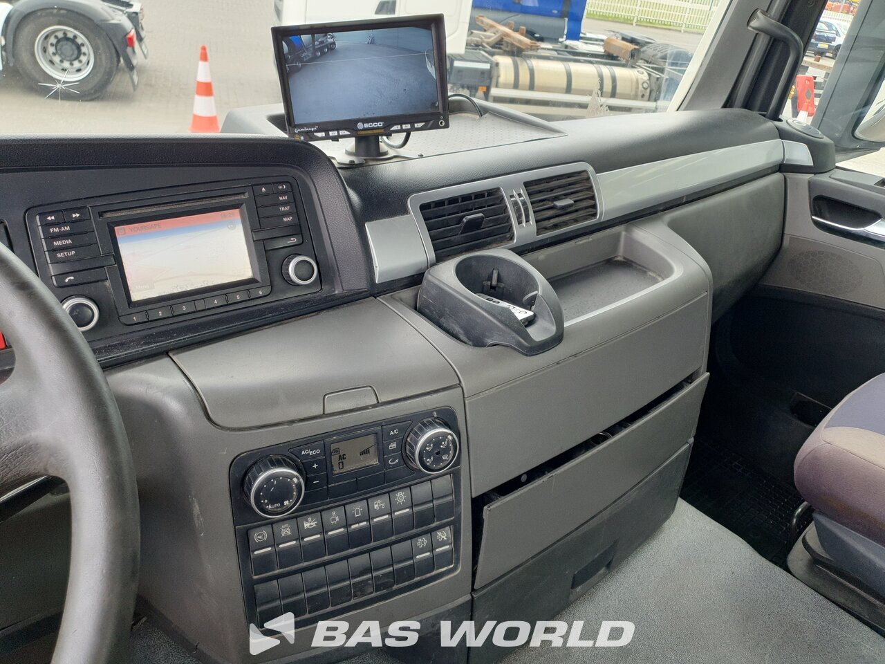 Other : MAN TGS 32.400 8X4 Intermix Camion malaxeur béton