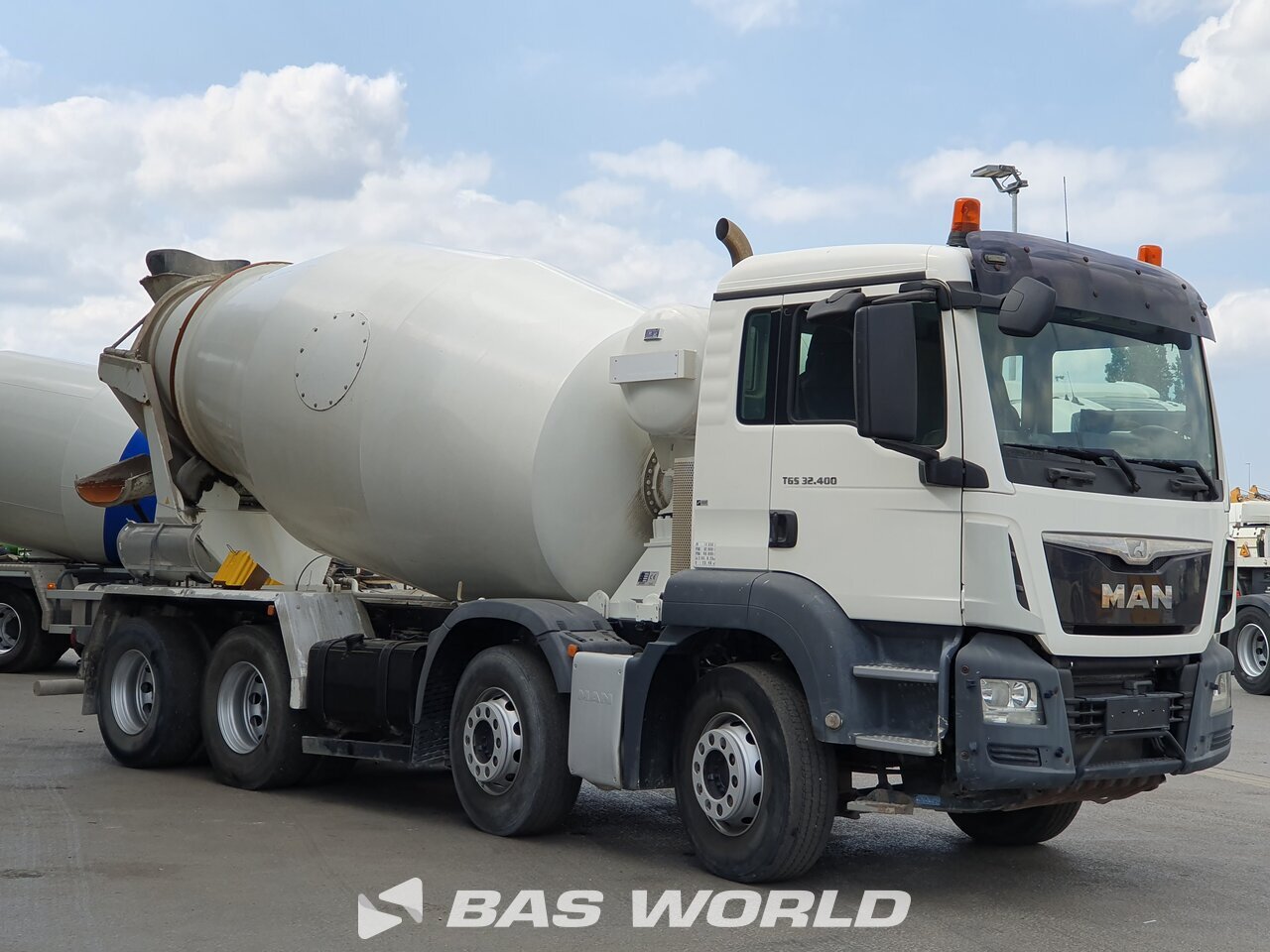 Other : MAN TGS 32.400 8X4 Intermix Camion malaxeur béton