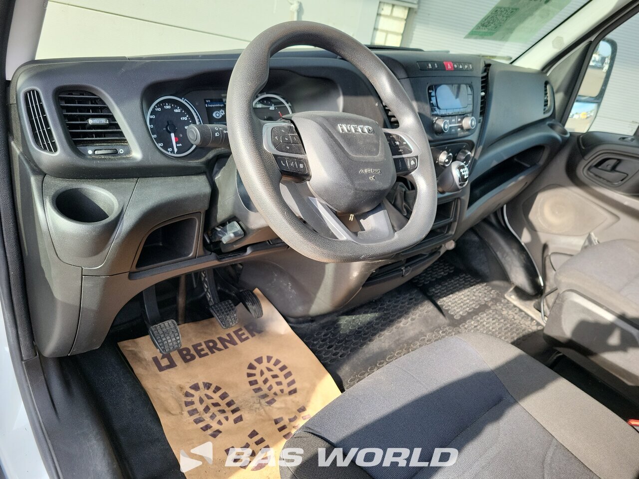 Other : Iveco Daily 35C14 Ouvert