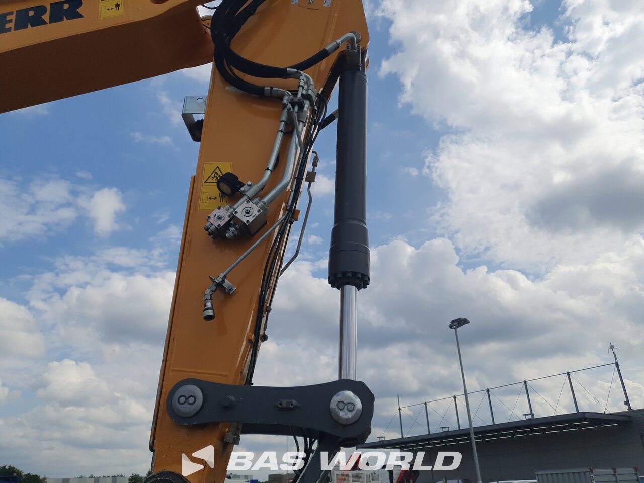 Other : Liebherr R934 LC Pelle sur chenilles