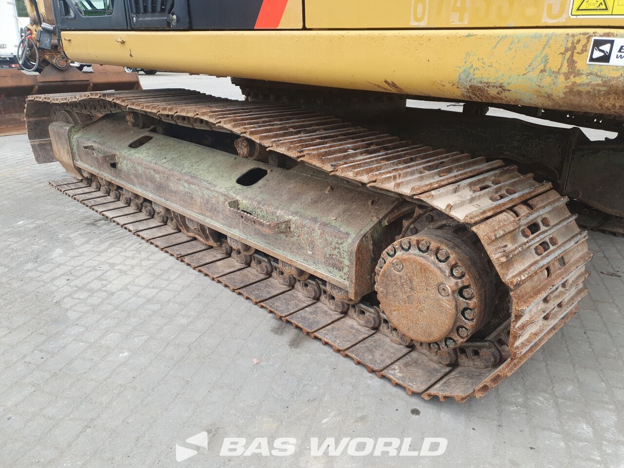 Other : Caterpillar 324 E LN Pelle sur chenilles