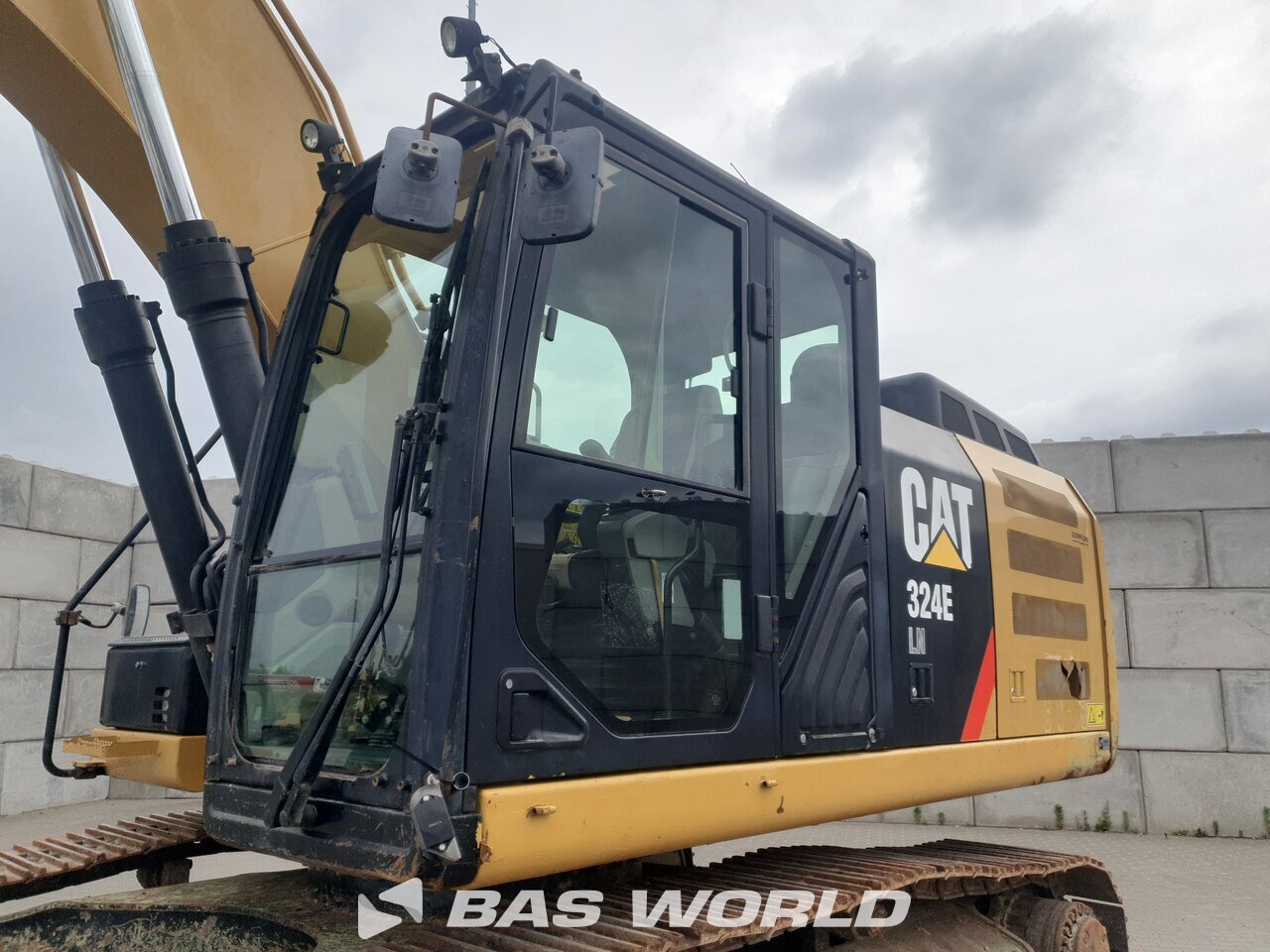 Other : Caterpillar 324 E LN Pelle sur chenilles