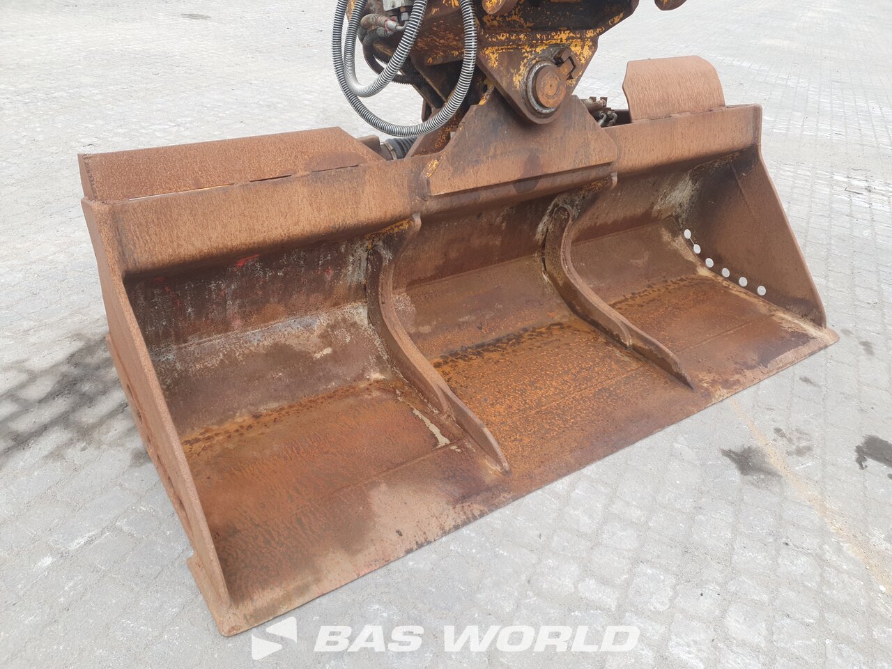 Other : Caterpillar 324 E LN Pelle sur chenilles