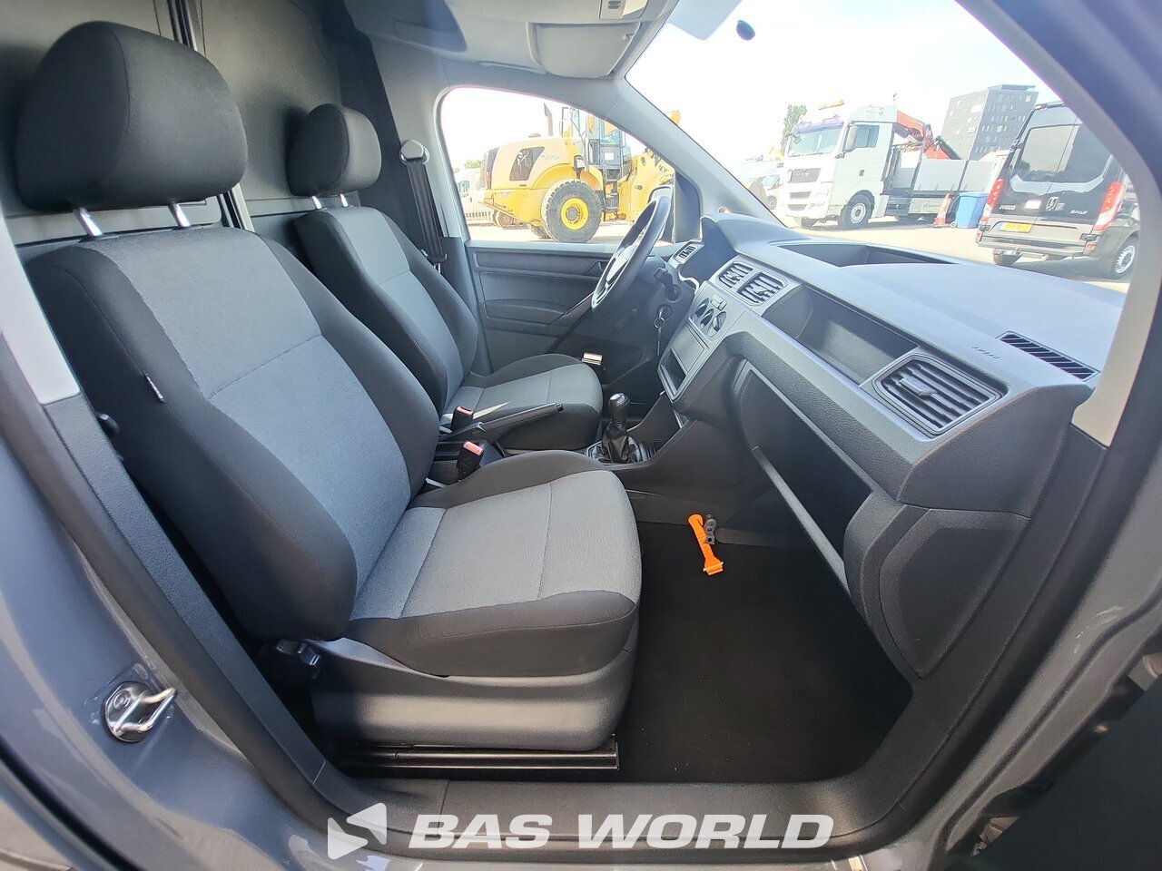 Other : Volkswagen Caddy 102PK Fourgons utilitaires