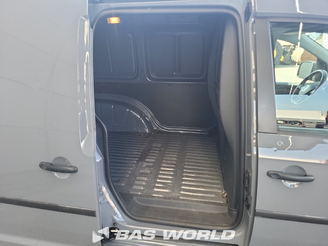 Other : Volkswagen Caddy 102PK Fourgons utilitaires