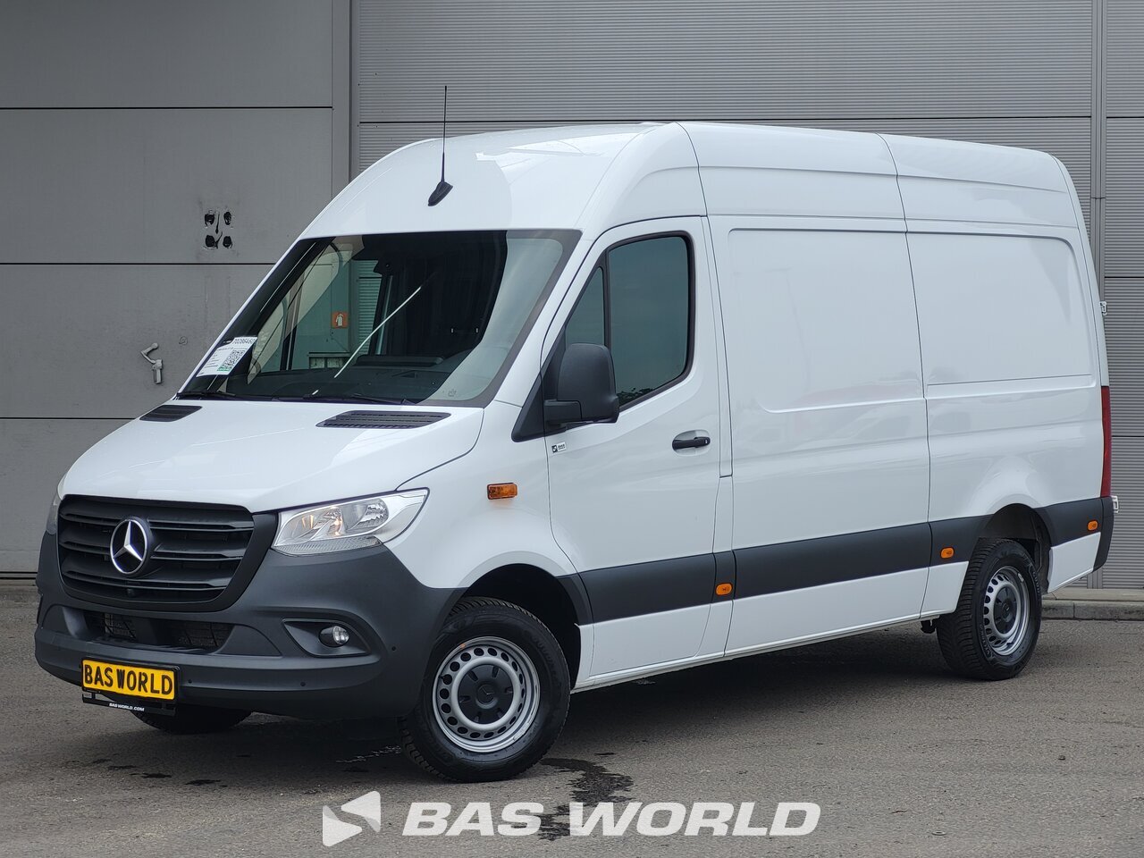 Front left : Mercedes Sprinter 317 CDI Fourgons utilitaires