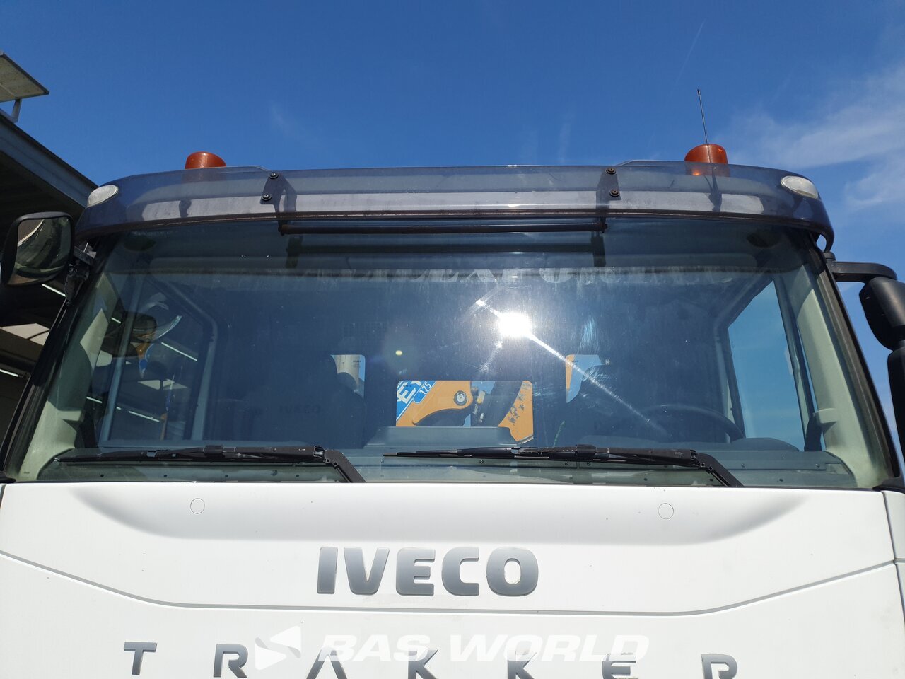 Other : Iveco Trakker 410 6X4 Busi Group Type: SC 206 C camion à bras