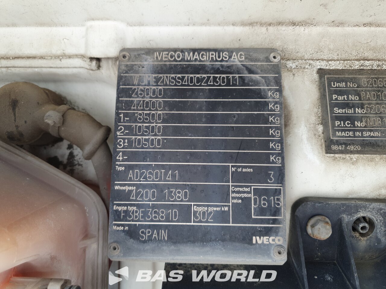 Other : Iveco Trakker 410 6X4 Busi Group Type: SC 206 C camion à bras