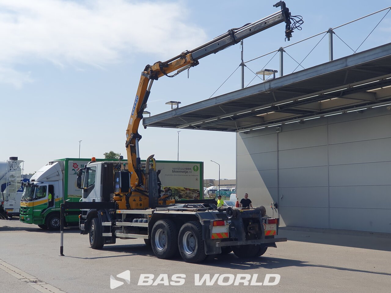 Other : Iveco Trakker 410 6X4 Busi Group Type: SC 206 C camion à bras