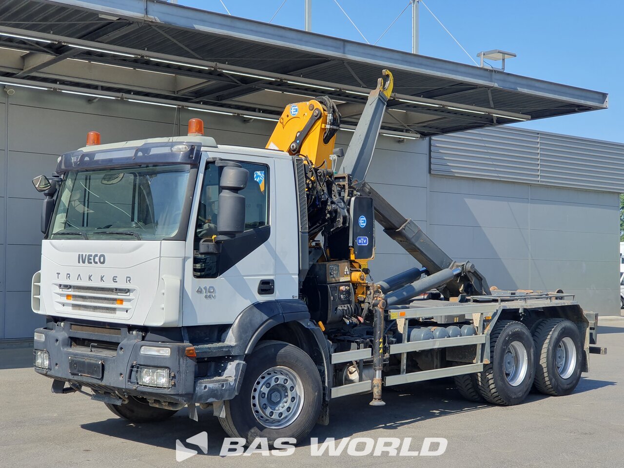 Other : Iveco Trakker 410 6X4 Busi Group Type: SC 206 C camion à bras