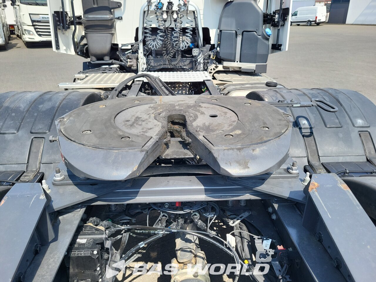 Trailer connections : Renault T 480 6X2 Tracteur routier