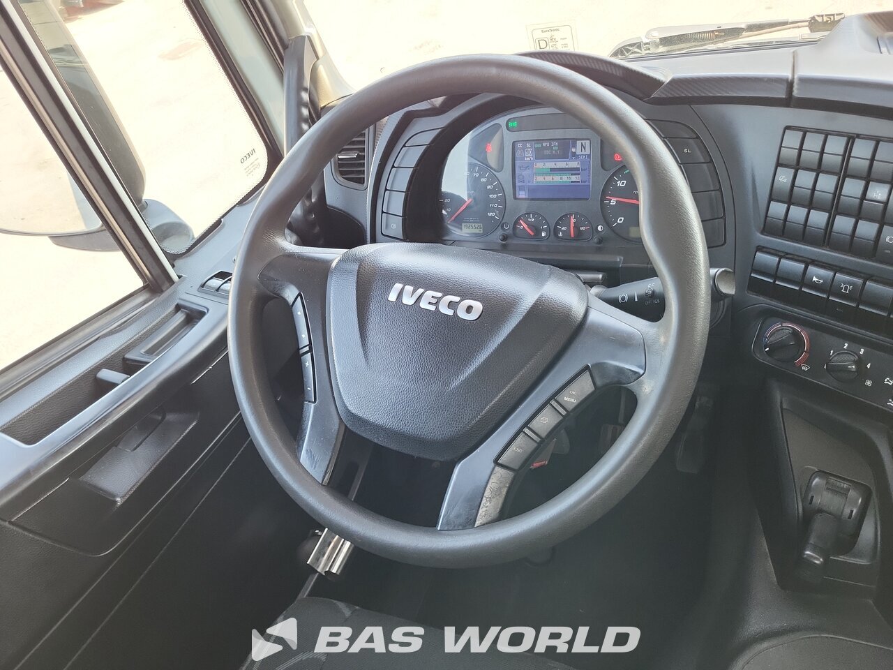 Other : Iveco Stralis 310 4X2 Camion plateaux