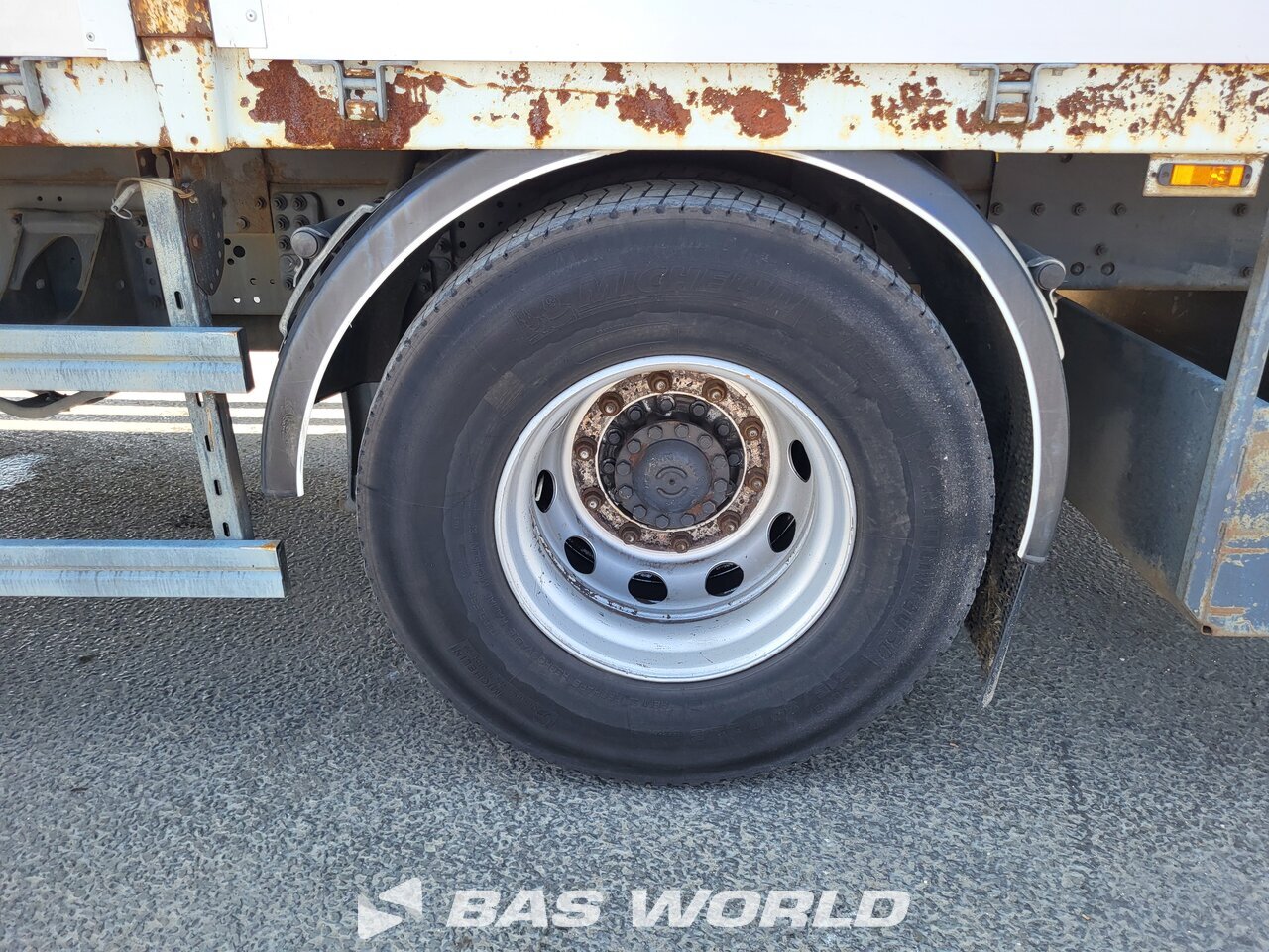 Other : Iveco Stralis 310 4X2 Camion plateaux