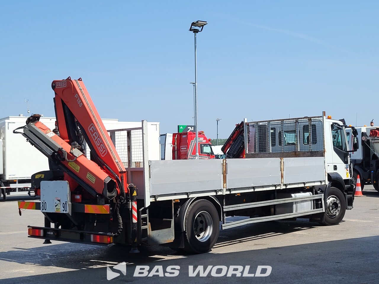 Other : Iveco Stralis 310 4X2 Camion plateaux
