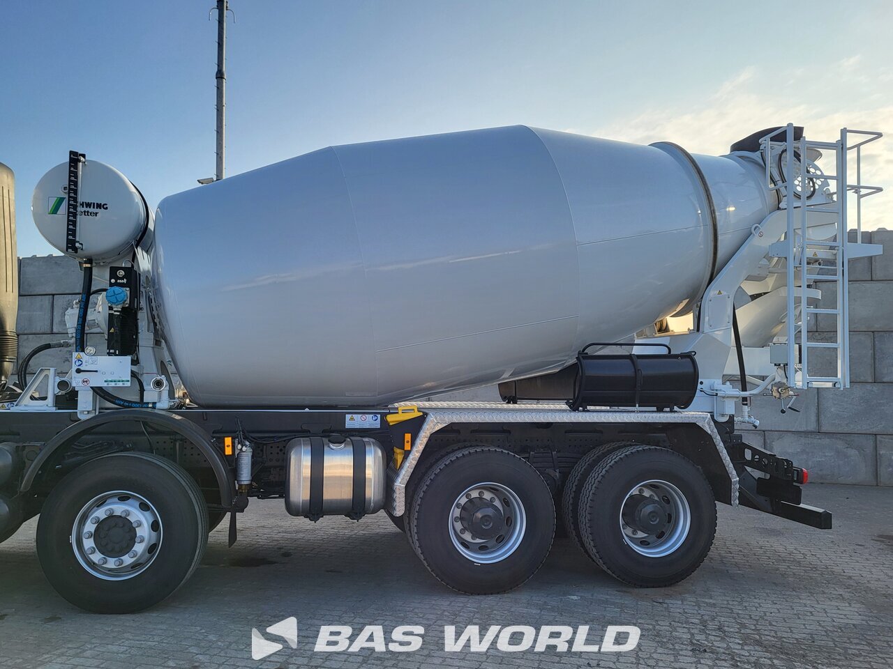 Other : Mercedes Arocs 4142 8X4 Schwing Stetter AM 10m3 FHC BL Camion malaxeur béton