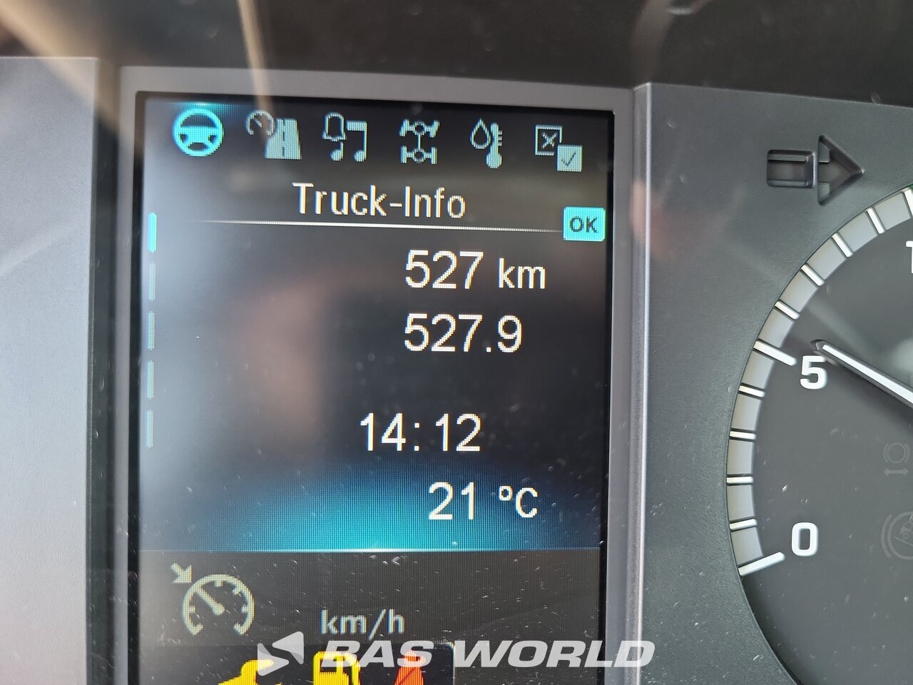 Other : Mercedes Arocs 4245 8X4 Schwing Stetter AM12FHCBL Camion malaxeur béton