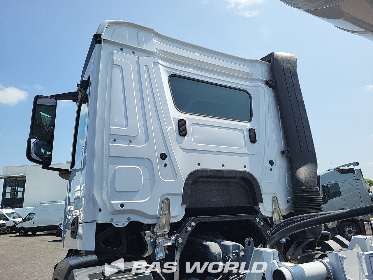 Superstructure interior : Mercedes Arocs 4245 8X4 Schwing Stetter AM12FHCBL Camion malaxeur béton