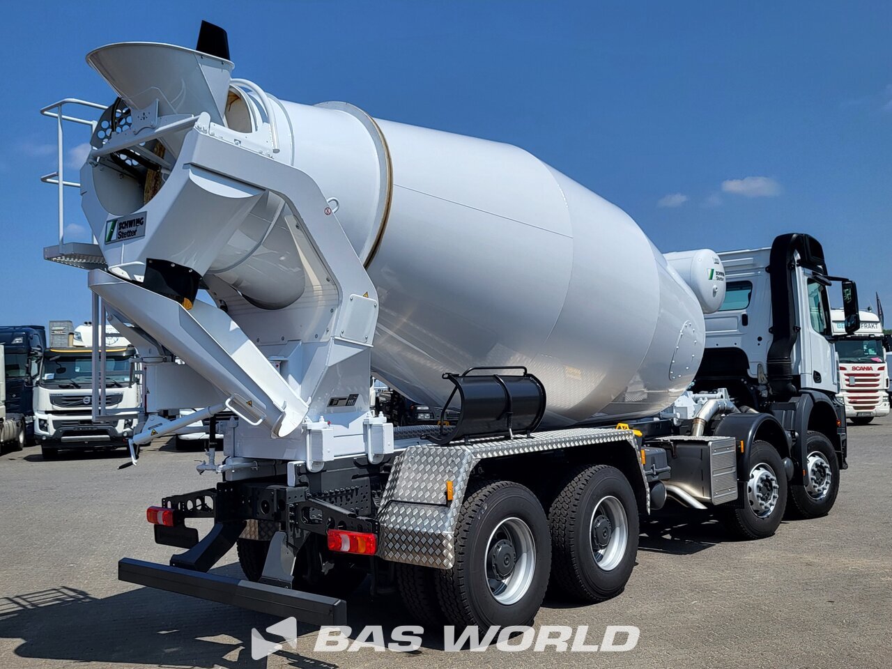 Tailgate : Mercedes Arocs 4245 8X4 Schwing Stetter AM12FHCBL Camion malaxeur béton