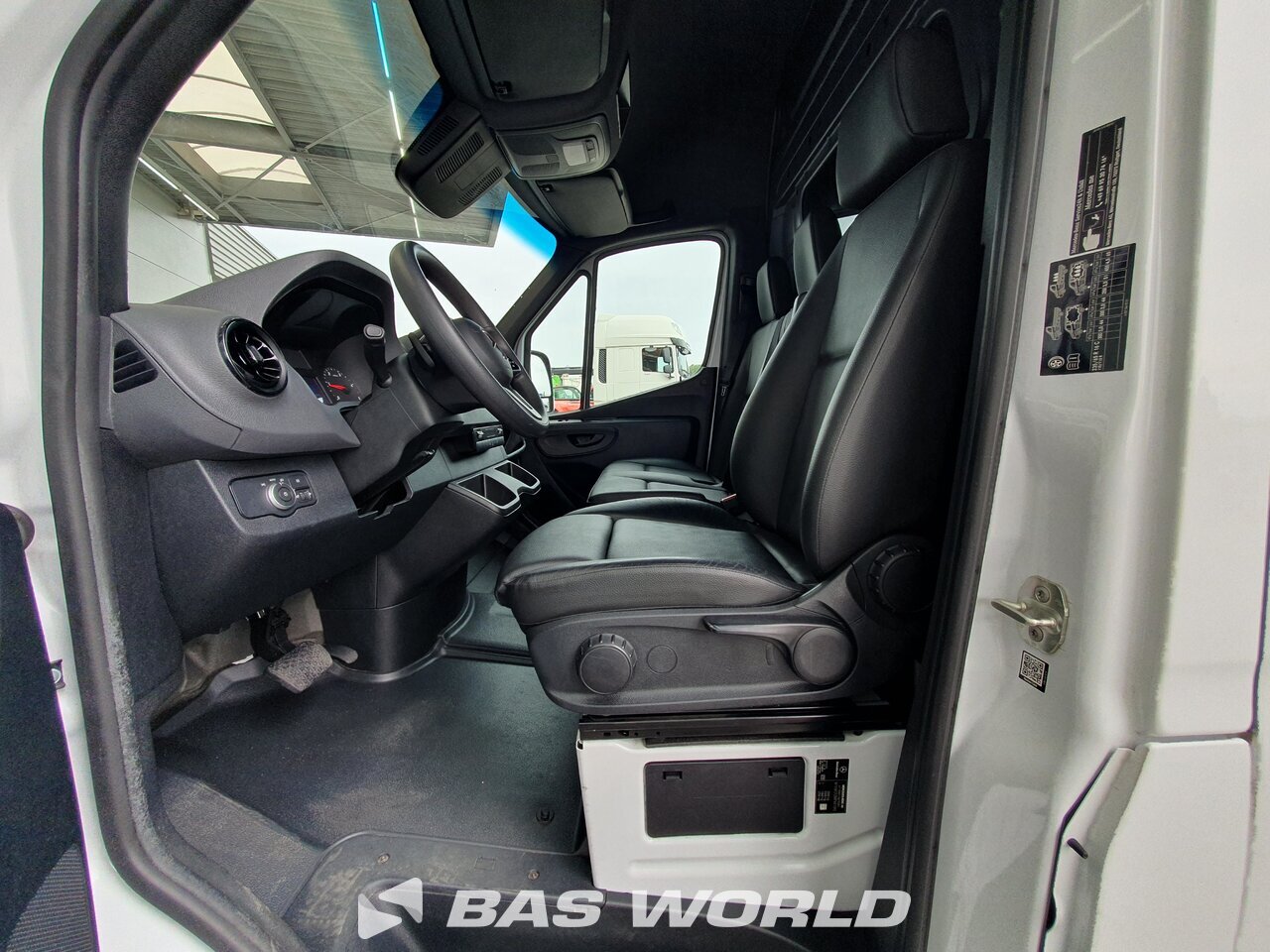 Other : Mercedes Sprinter 317 CDI Fourgons utilitaires