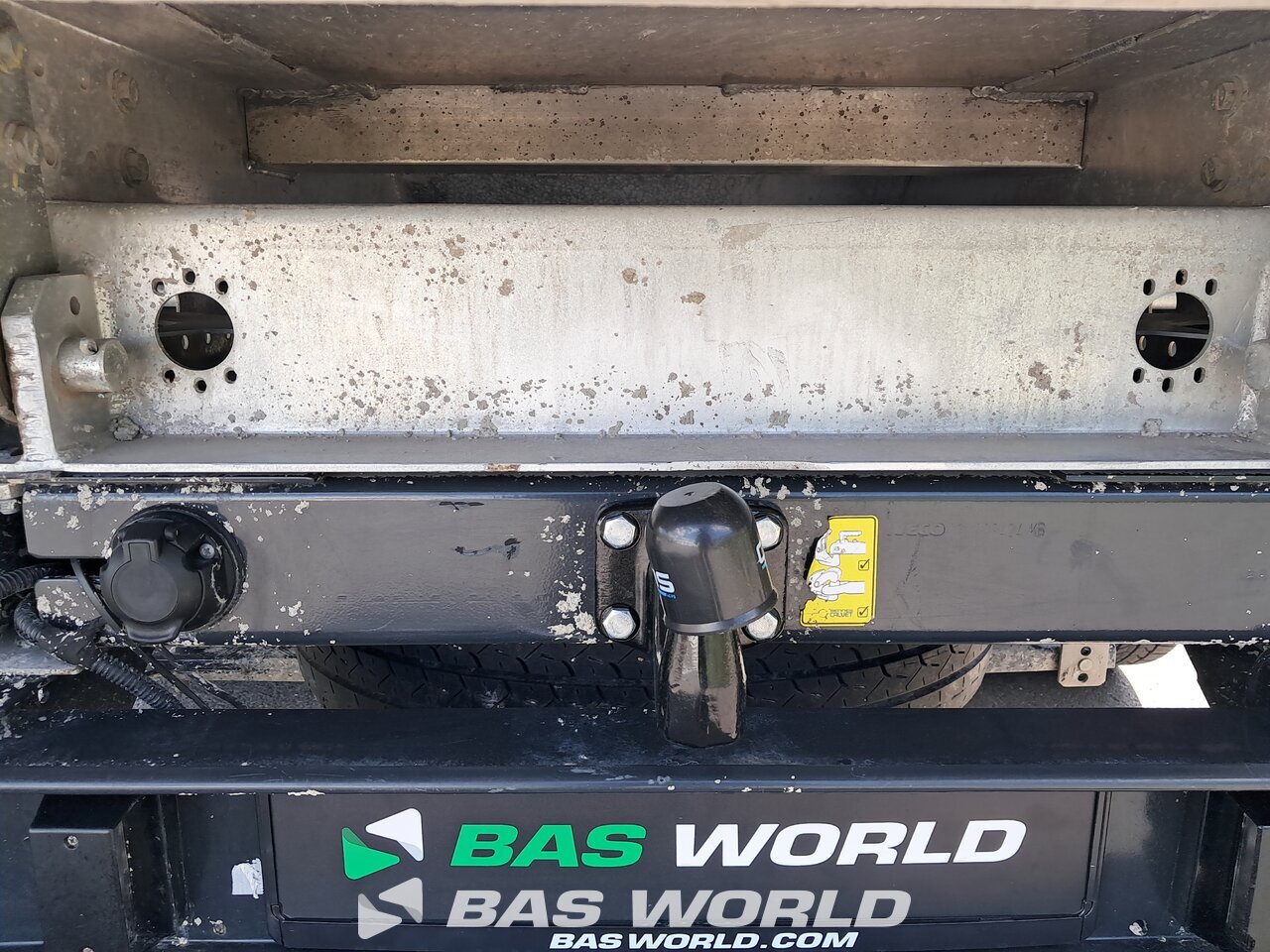 Towbar / Trailer hitch : Ouvert