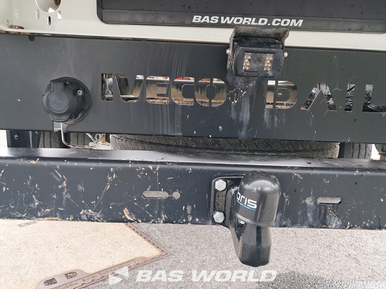 Towbar / Trailer hitch : Ouvert