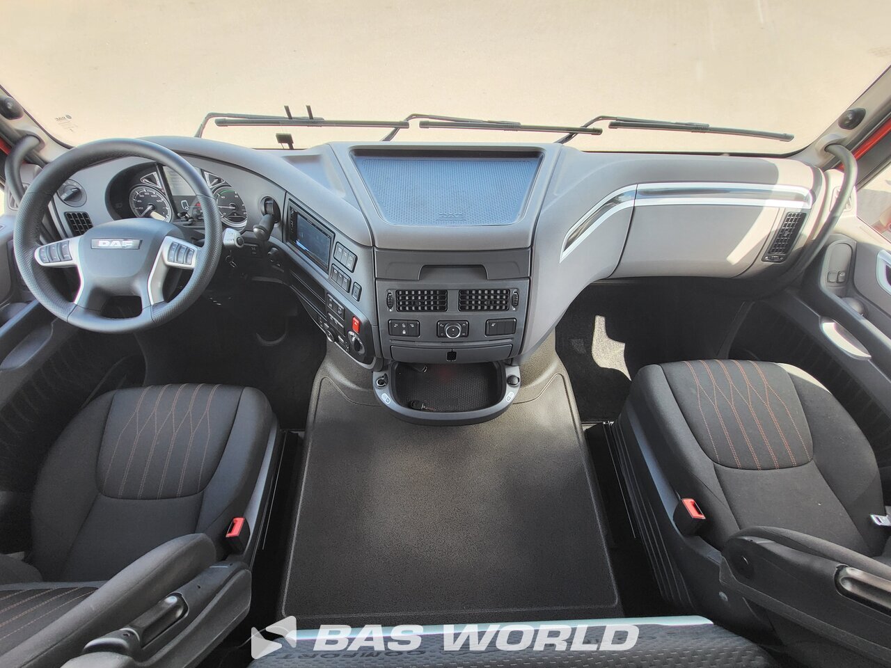 Other : DAF XF 530 6X2 Tracteur routier