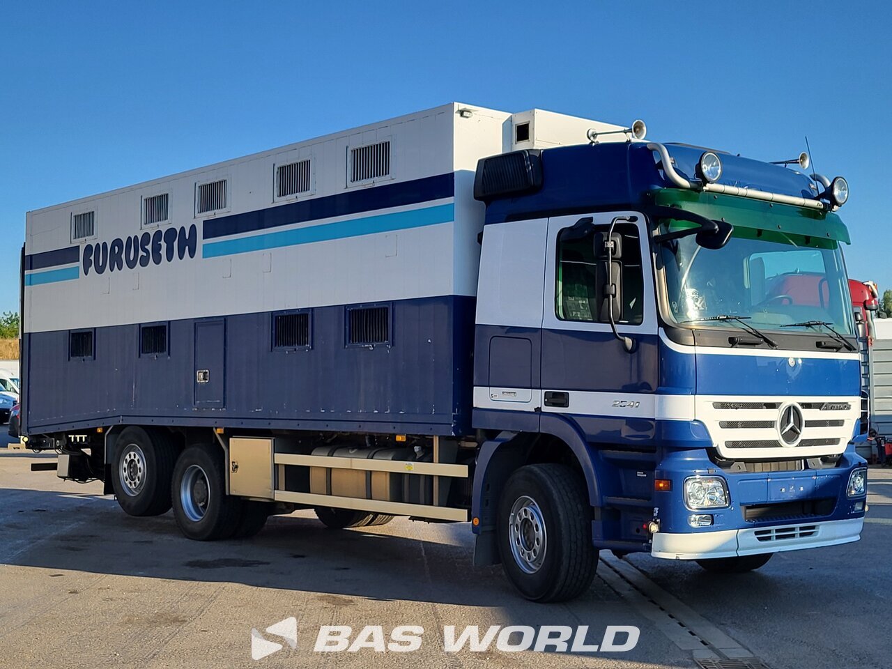 Other : Mercedes Actros 2541 6X2 Hillevag Mek. Verksted AS Transport bestiaux