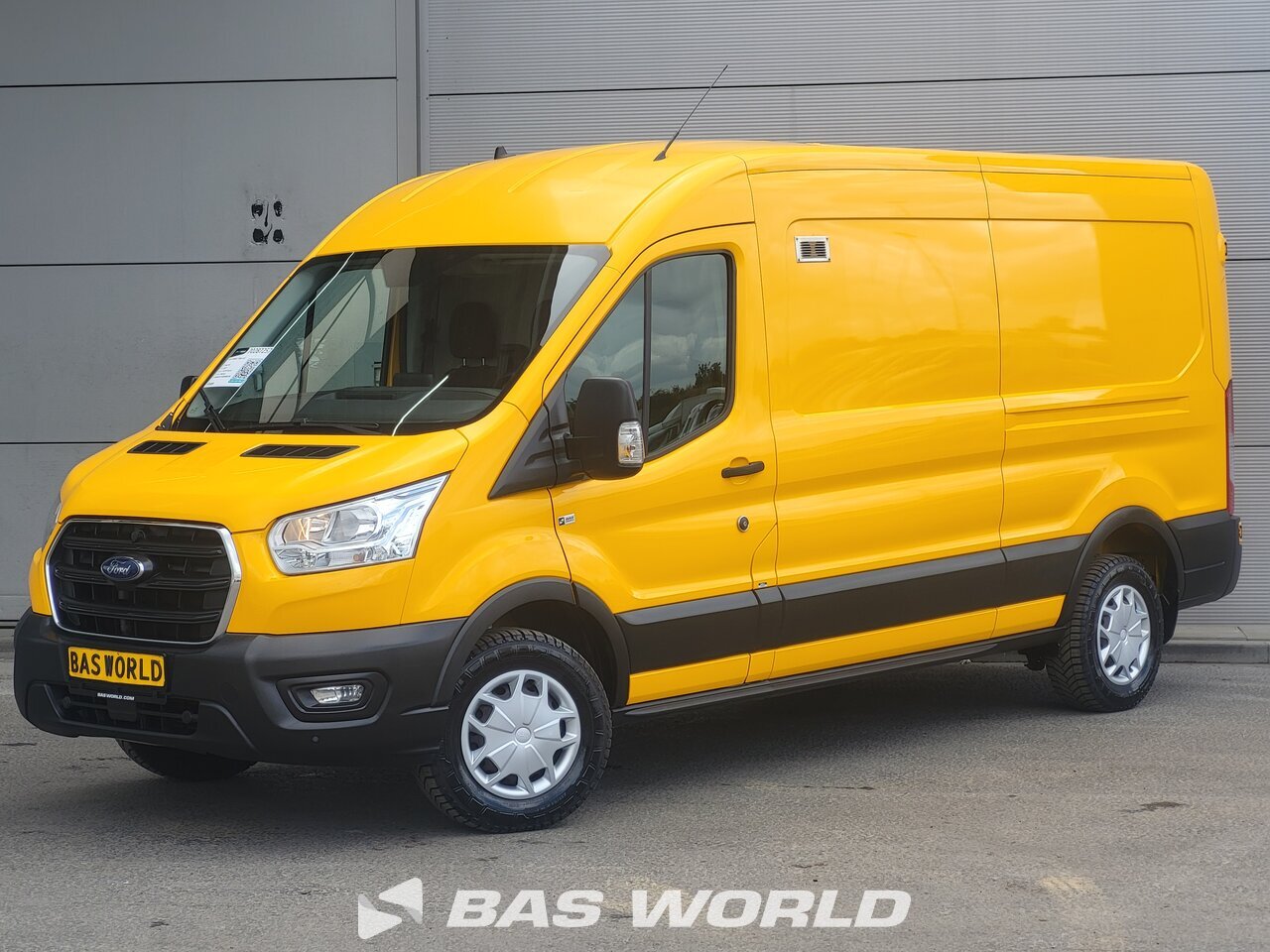 Front left : Ford Transit 170pk Fourgons utilitaires