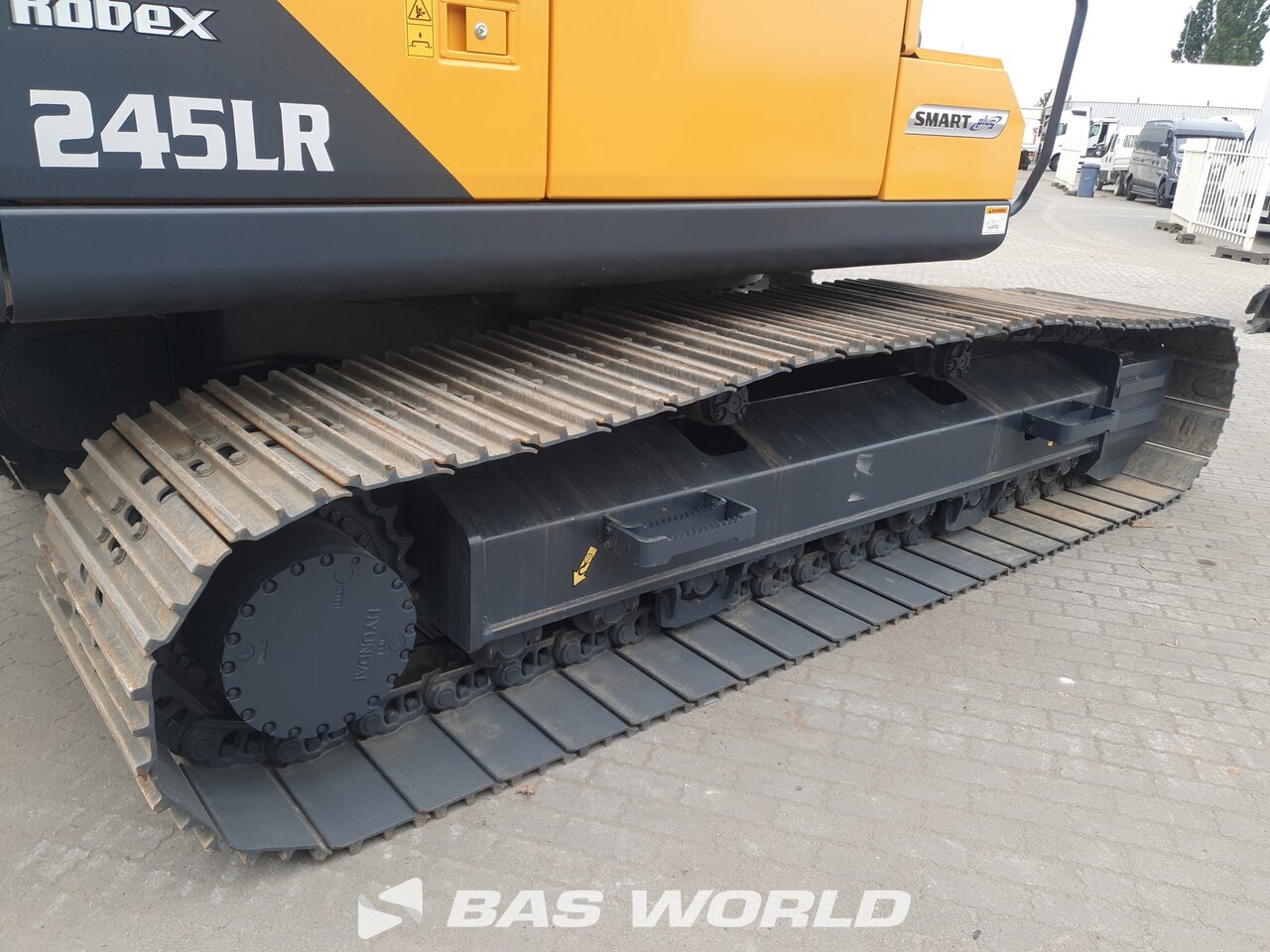 Other : Hyundai R245 LR Pelle sur chenilles