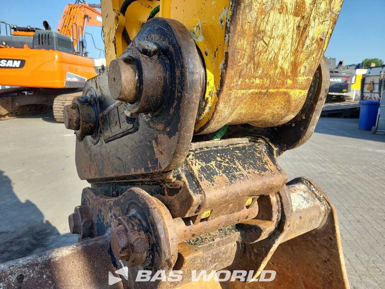 Other : JCB 220 XL 4F Pelle sur chenilles